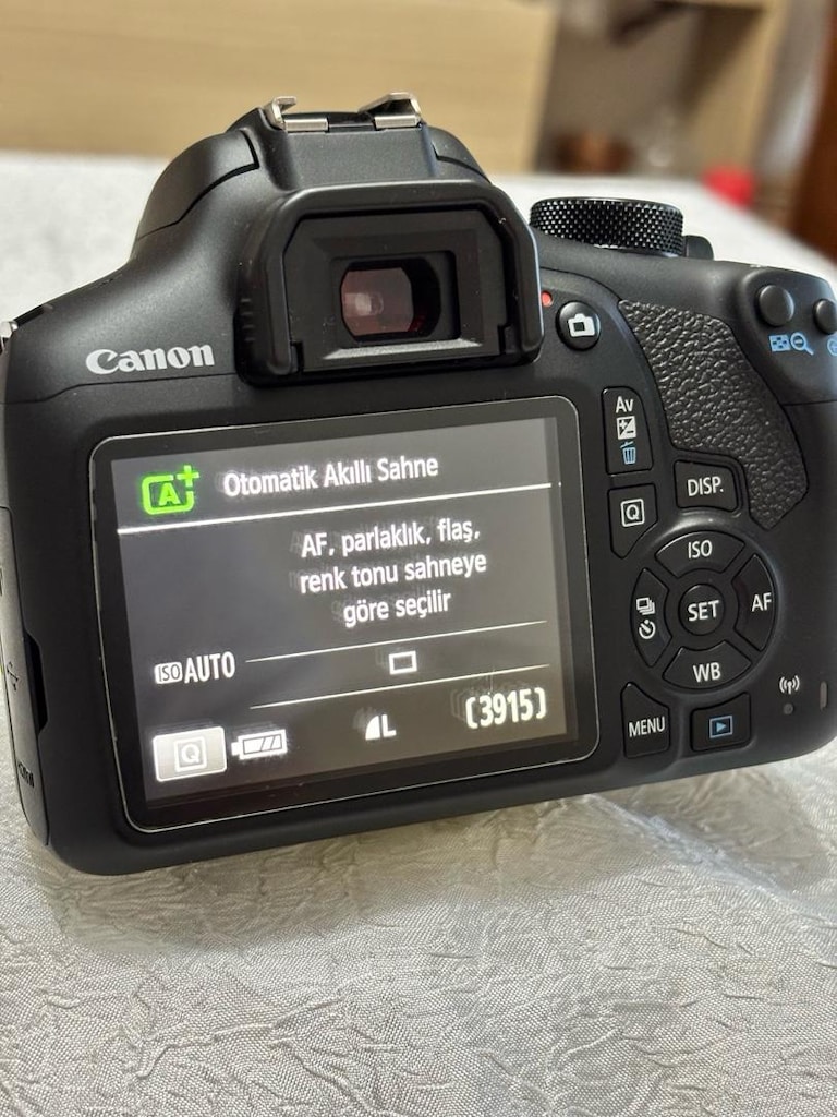 Canon 1300D 18 mp Wi-Fi NFC Full hd video Çanta+32 gb kart - 11