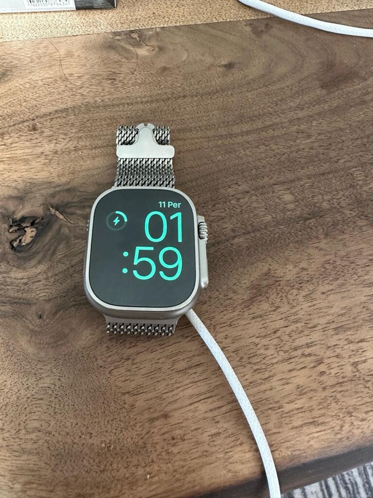 Apple Watch Ultra 2 49mm Titanyum Milanese Metal Kordon Grade 5 - 6