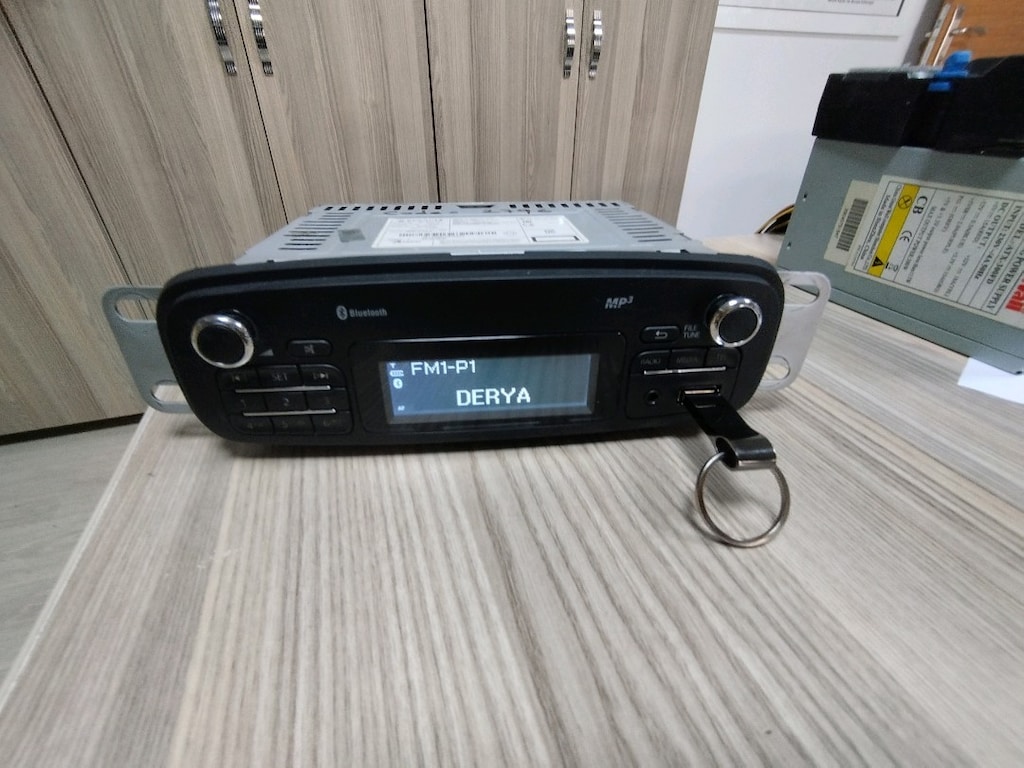 RENAULT ORİJİNAL TEYP - 2