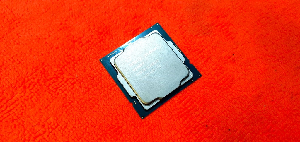 LGA 1200 Pin Intel Celeron G5905T @ 3.30GHz İşlemci - 2