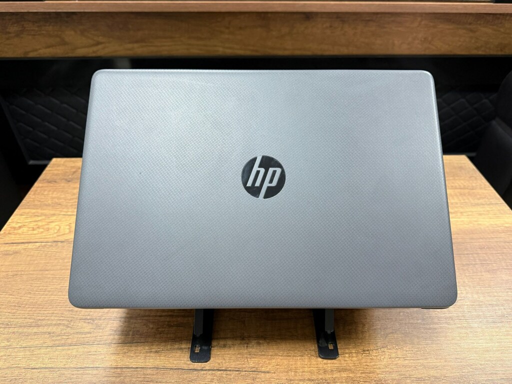 HP 255 G8 Ryzen 5 5500U 32GB RAM 1TB SSD 15.6" Full HD Notebook - 4