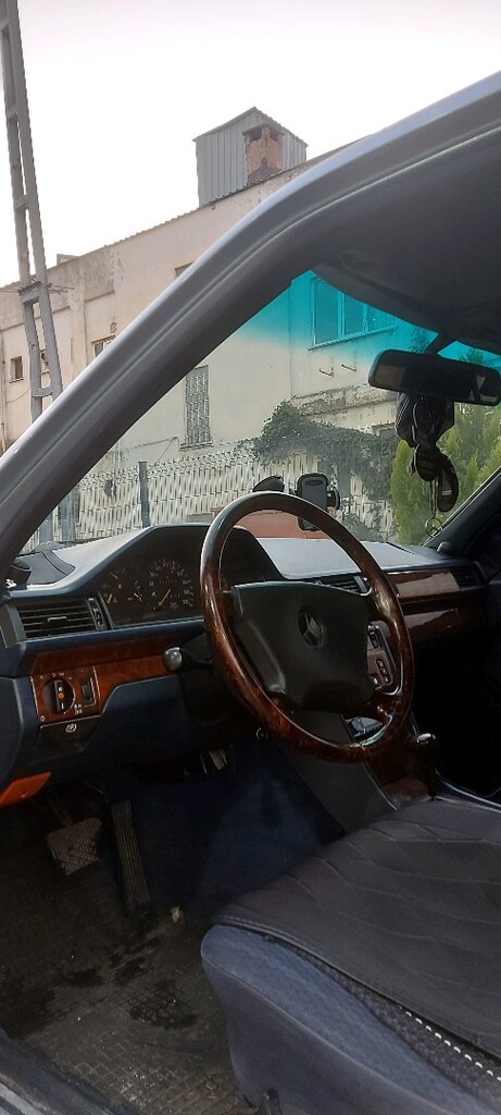 w 124 mercedes - 10