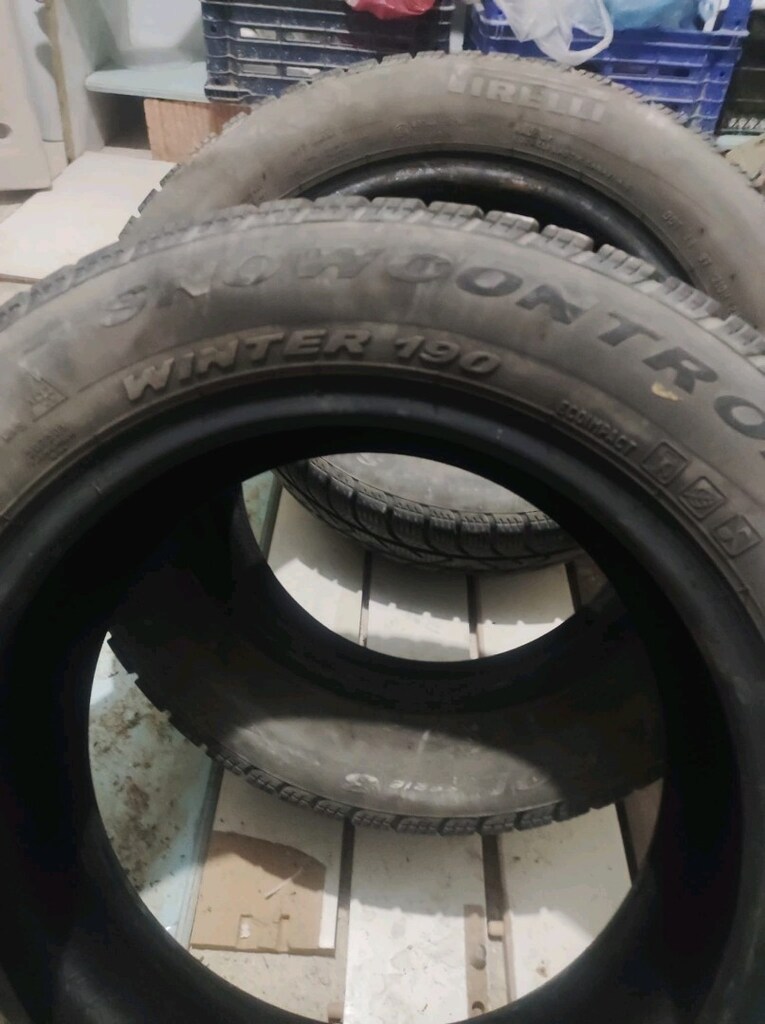 4 adet pirelli kış lastigi 195/60 R15 ebatlarında - 8