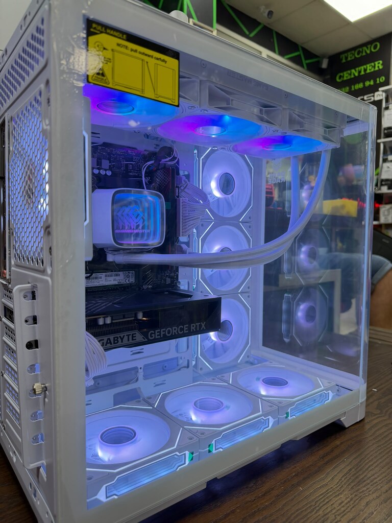 SIFIR KASA RYZEN 7-8700F 32 GB RAM 1 TB SSD RTX 5060 E.K. - 2