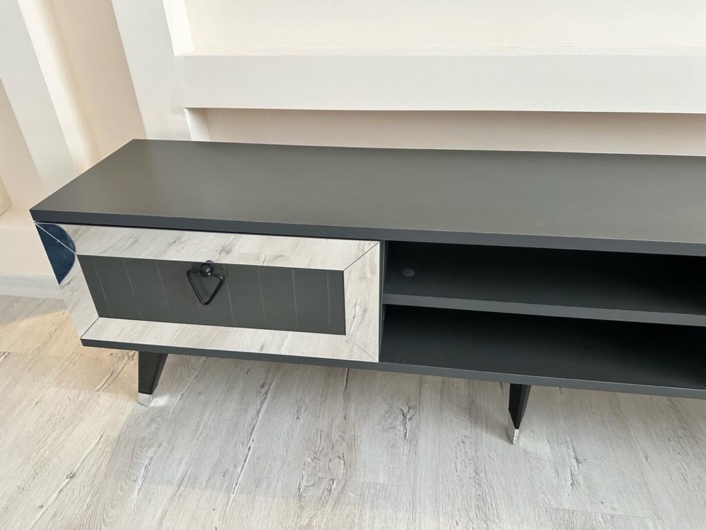tv ünitesi - 2