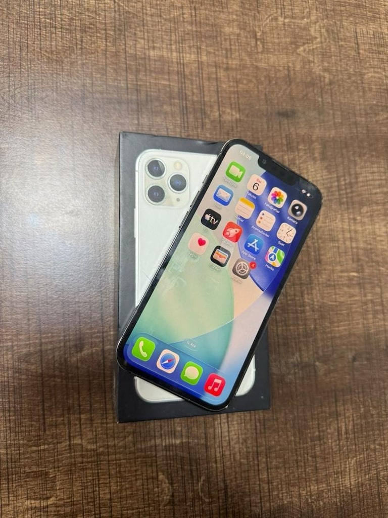 13 PRO 128 GB - 12