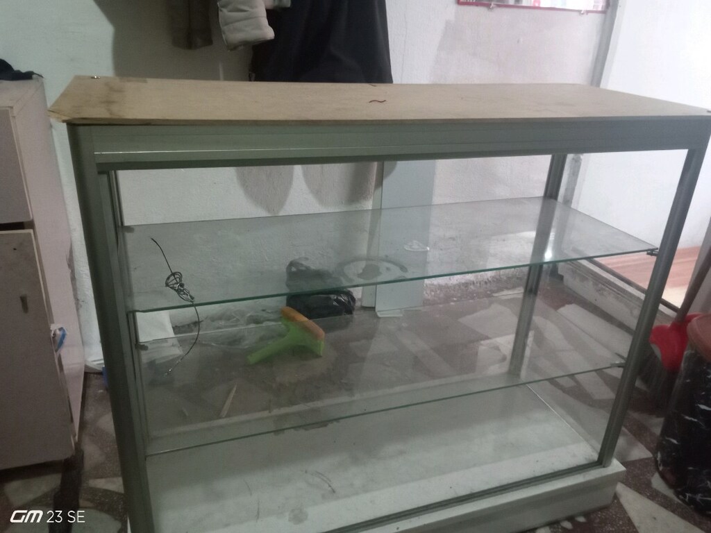 camlı raf - 4
