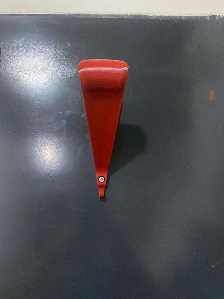 KASK VE ANAHTARLIK DUVARA ASMA APARATI
