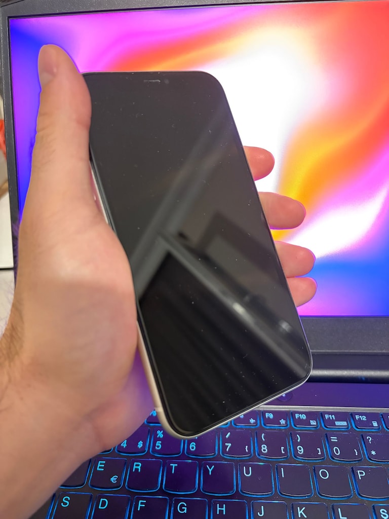 iPhone 11 Türkiye 64GB Beyaz Sahibinden Temiz (2. El) - 3