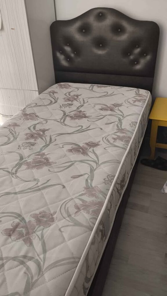 Baza ve yatak 90*210 ölçülerinde yagai Yataş marka - 6