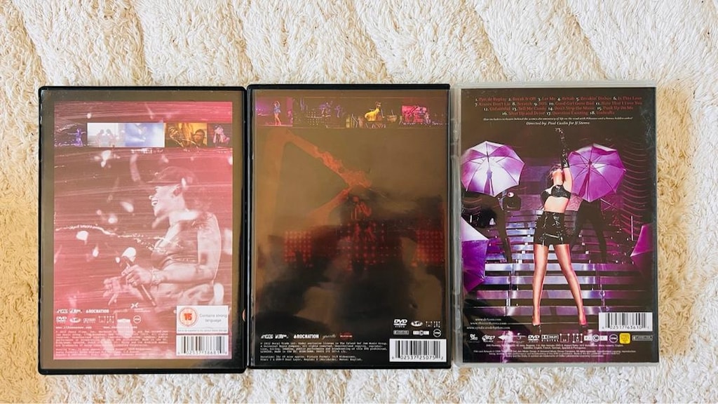 RIHANNA 3’lü konser CD - 2
