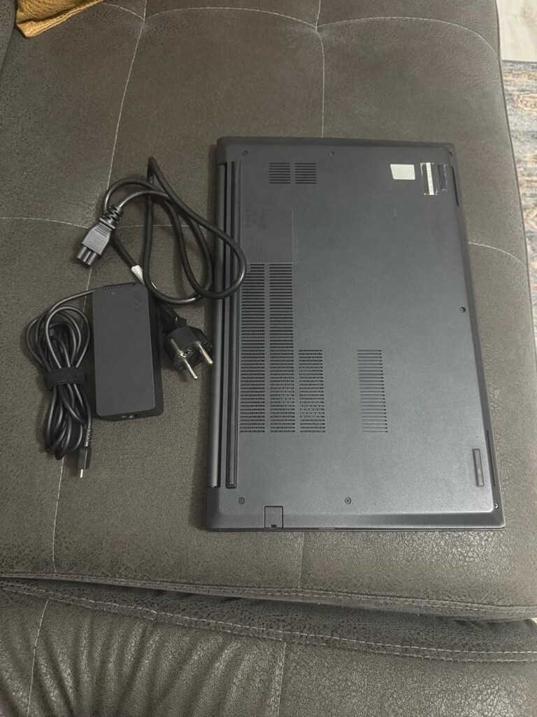 ThinkPad i5 11.Nesil 8/512 - 9