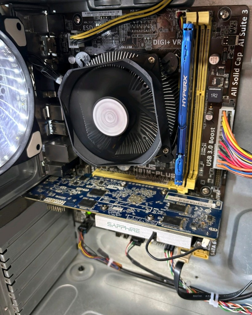 G 3220, 8GB RAM, 1GB HD6570 SAPPHIRE EKRAN KART, 500GB HDD - 4