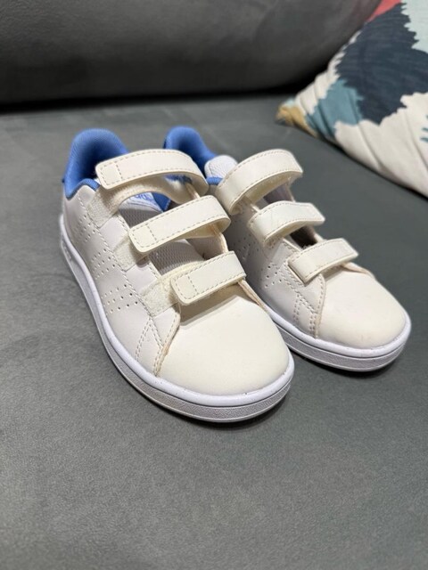Adidas 29 numara ayakkabı