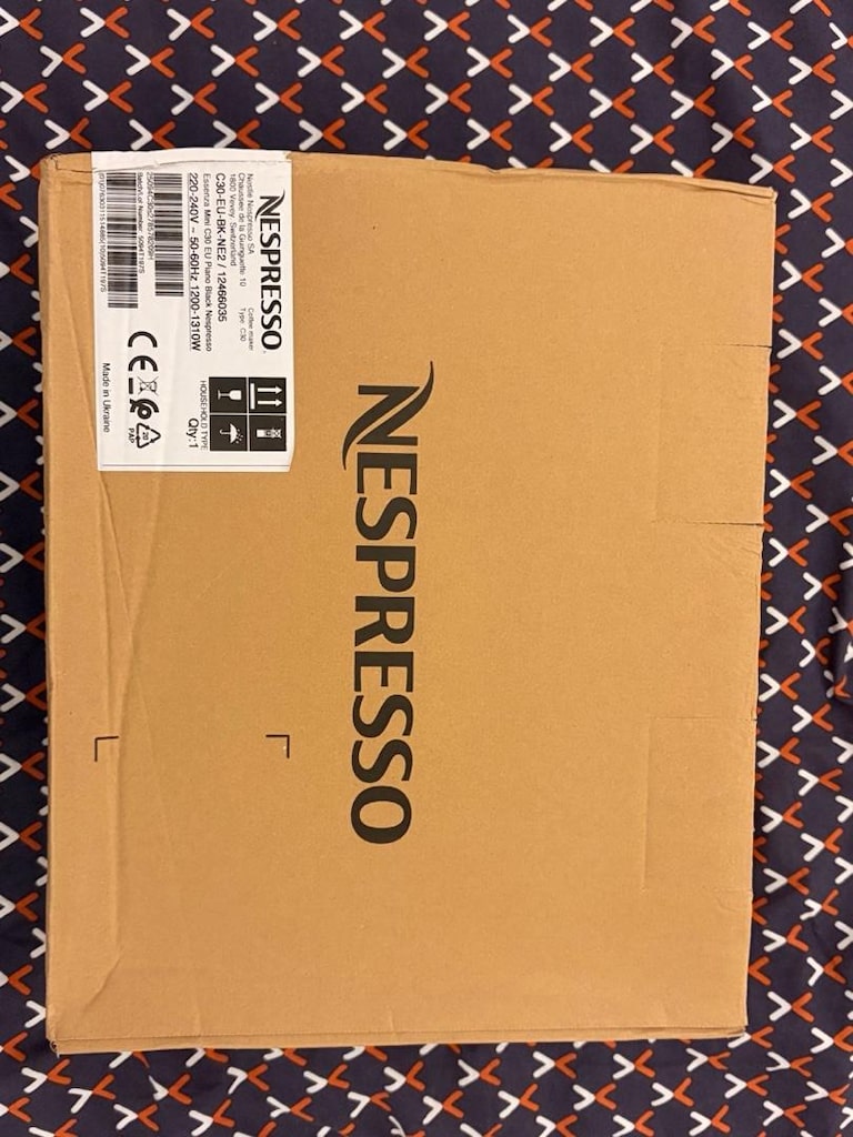 (Sıfır ) Nespresso Essenza Mini Black Kahve Makinesi - 3