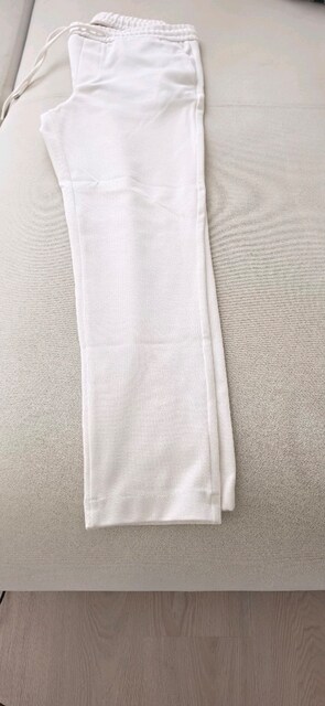 LCW Beyaz Slim Fit Pantalon, Yeni Gibi