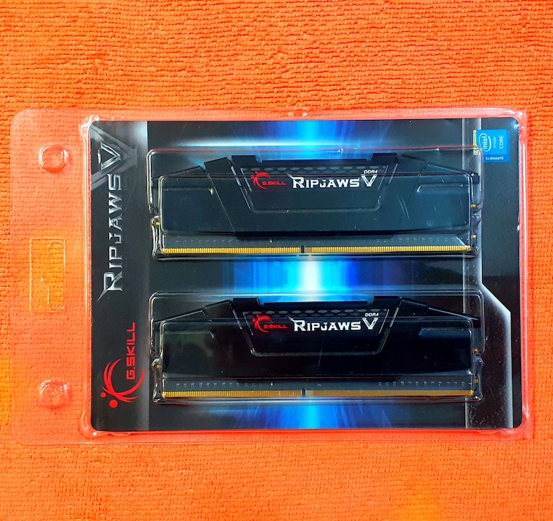 G.Skill Ripjaws V 4000MHz 16GB (2x8) CL18 F4-4000C18D-16GVK DDR4 Ram - 3