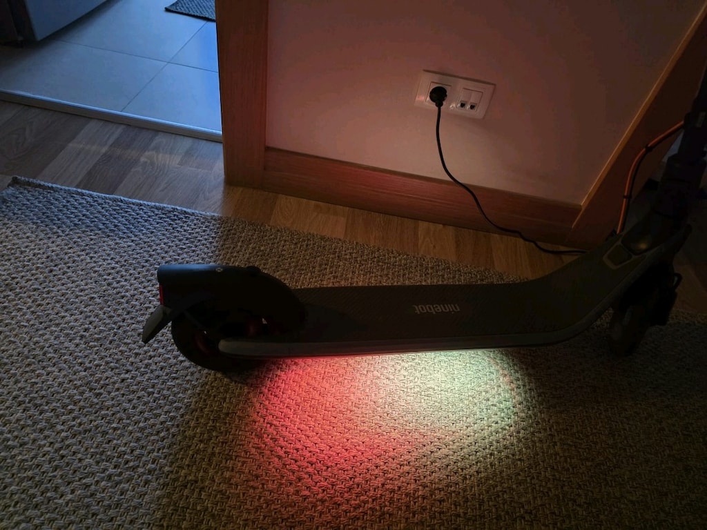 Segway Ninebot E2 Plus Elektrikli Scooter - 10