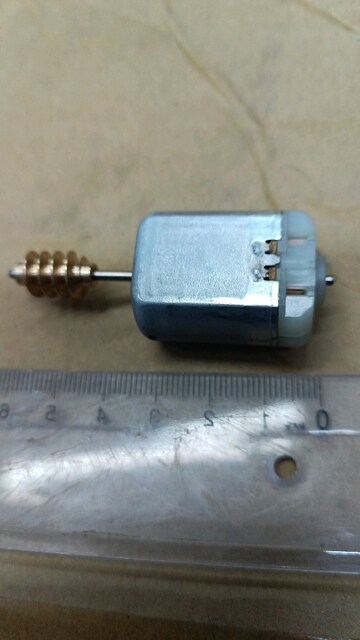 Mercedes-Benz W204, W207 ve W212 direksiyon motor u
