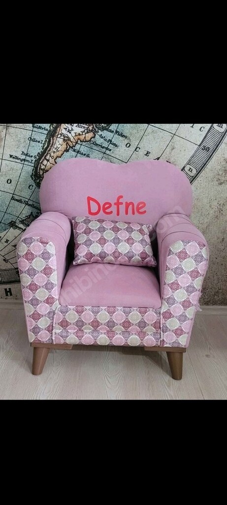 defne yazılı koltuk - 2