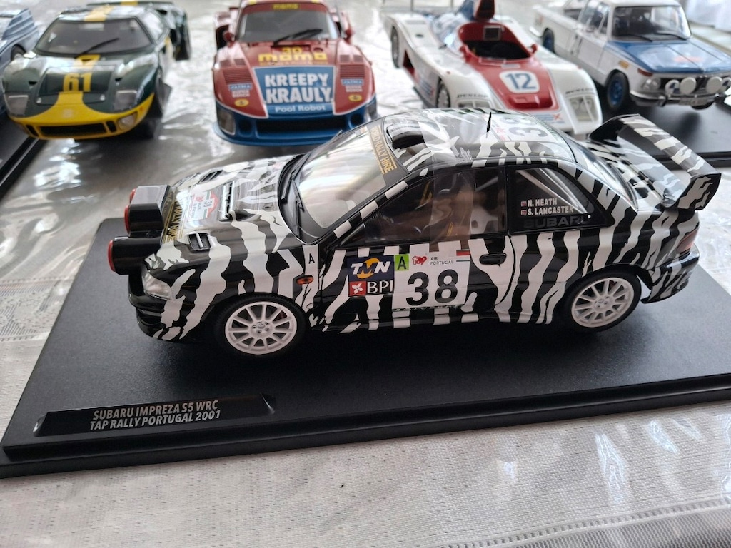 solido 1:18 dekalli model araba seti - 7