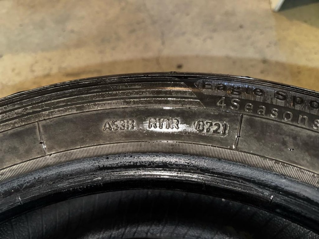 GOODYEAR 215/55/17 2 ADET - 2