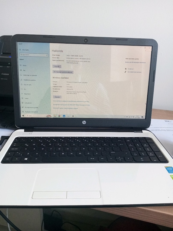 HP Pavilion laptop - 12