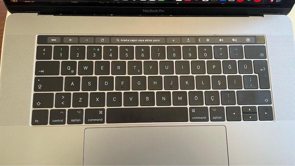 Macbook Pro 15-inch - 3