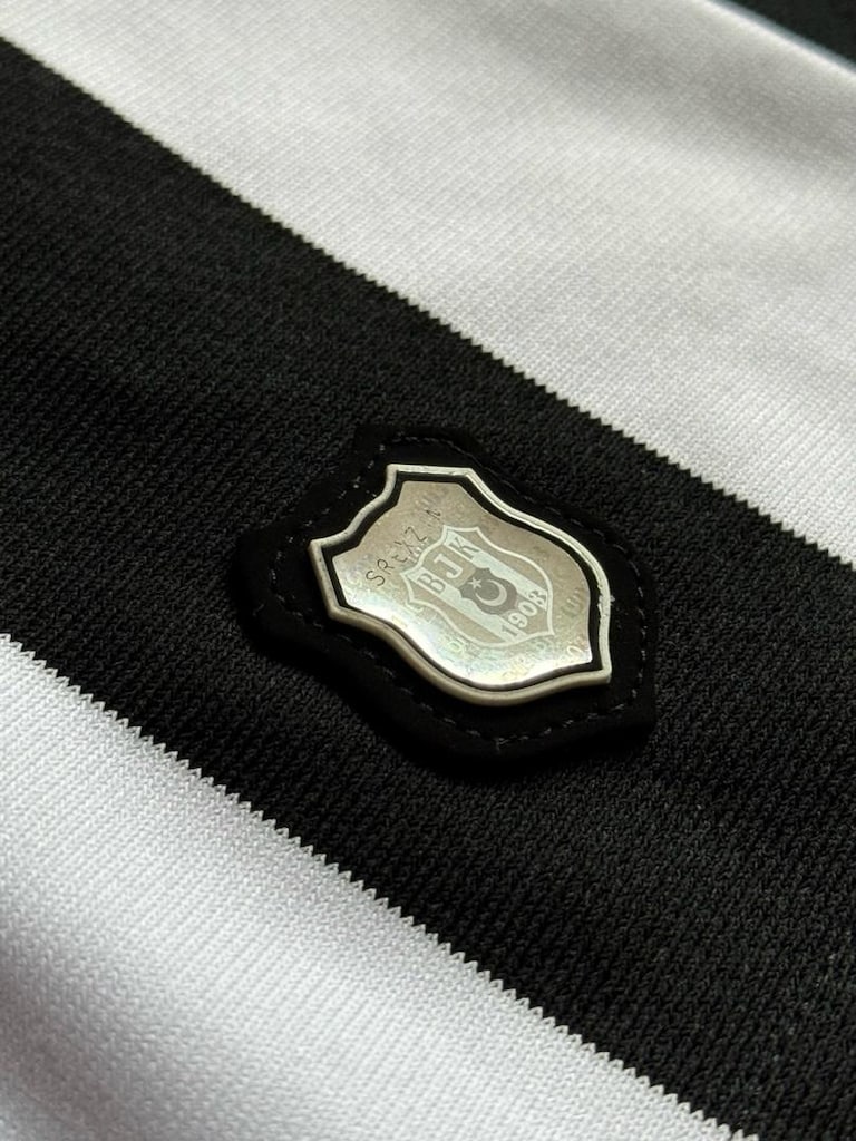 orjinal beşiktaş imzalı iç saha çubuklu yeni sezon forması bayrak bjk - 2
