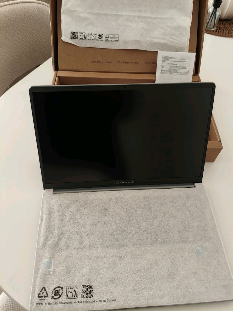 Asus Expertbook P1 P1503CVA Intel Core 5 210H 8 GB Ddr5 512 GB SSD 15. - 3