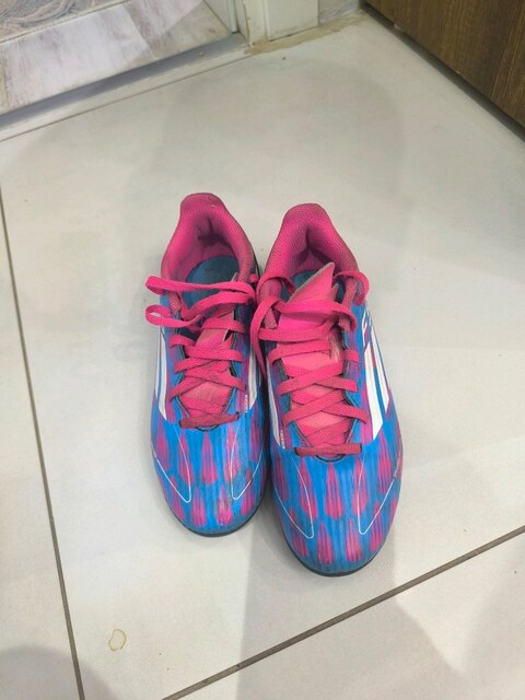 Adidas F50 Çocuk Krampon (35 Numara)