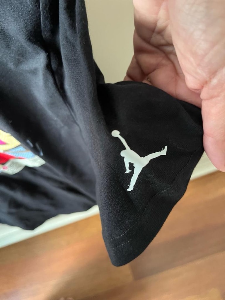 Nike air jordan SIFIR HİÇ GİYİLMEMİŞ 12 13 yaş erkek çocuk tişörtü - 4
