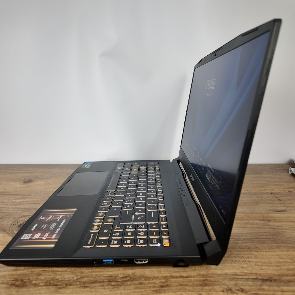 MSI KATANA 15 HXB14WFK RTX 5060 İ7-14650HX 16 GB RAM LAPTOP - 3