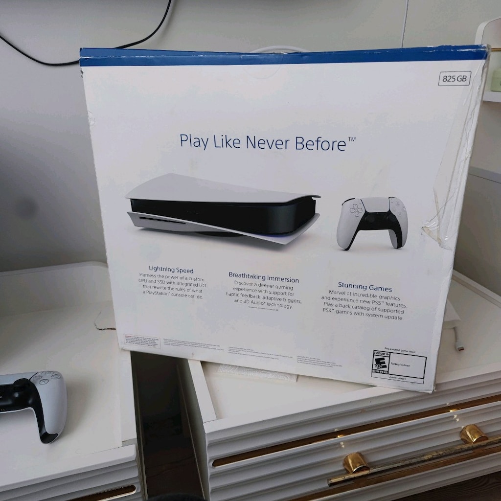 PlayStation 5 - 5