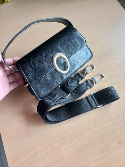 Siyah Vintage Görünümlü Omuz Çantası – Çıkarılabilir Askılı