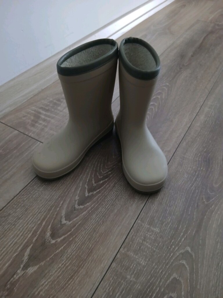 çocuk yağmur botu
