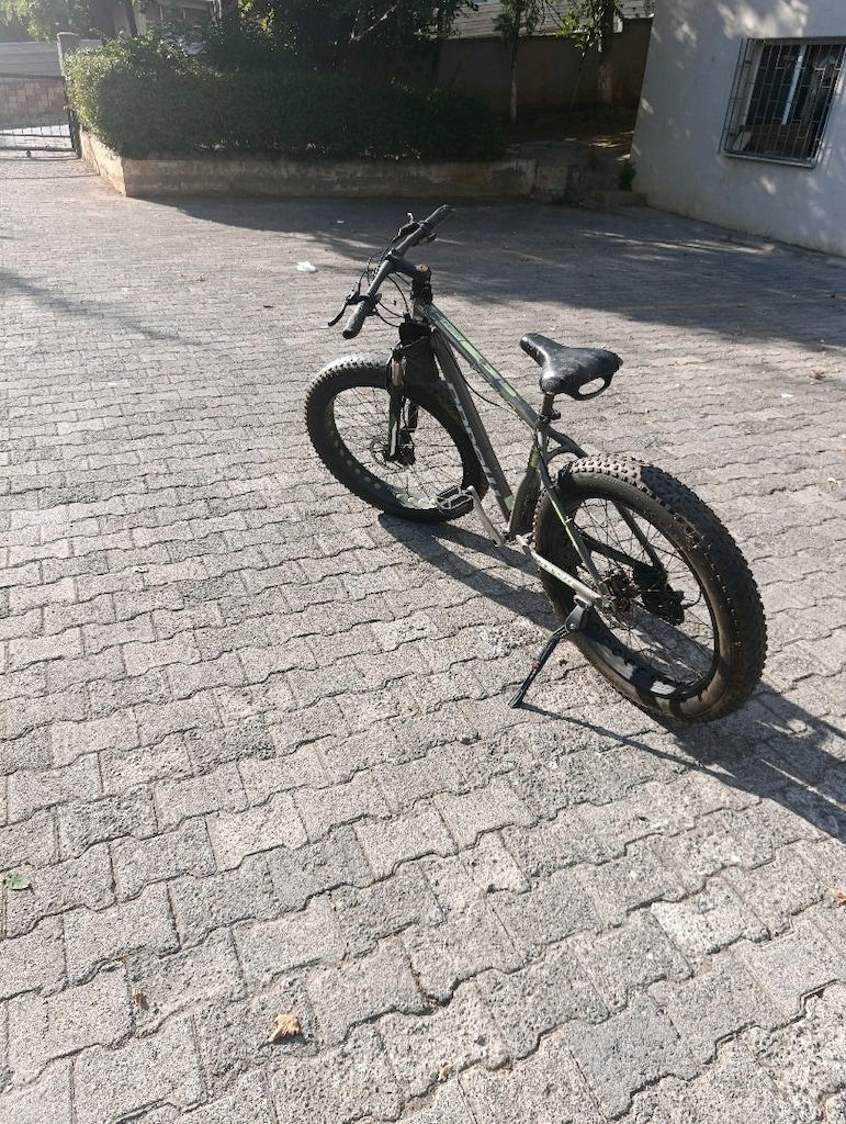 Corelli Zengo Fat Bike - Kalın Tekerlekli Arazi Bisikleti - 6