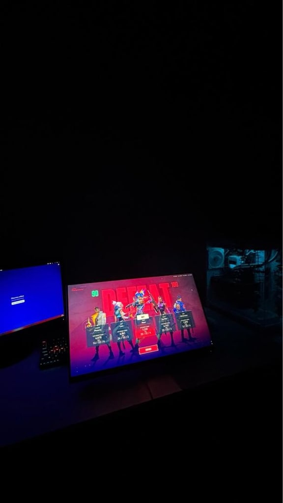 RTX 4070 SUPER 240Hz 3 Monitörlü FULL GAMING SETUP + VALORANT HESABI - 10
