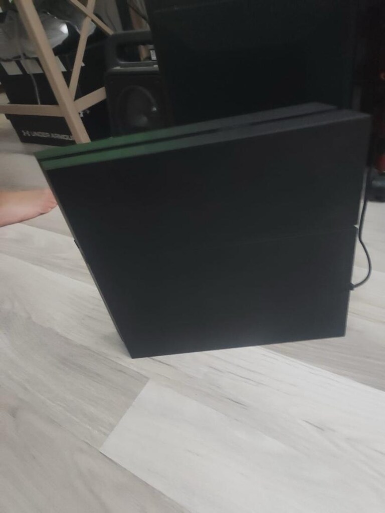 Platstation 4 - 2
