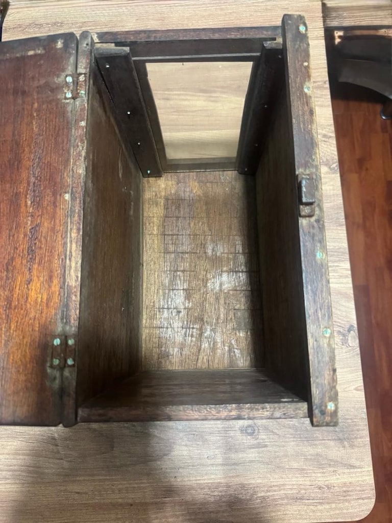 Vintage Ahşap Camlı Vitrin Kutusu / Teşhir Sandığı 32x36x21 cm Masif - 11