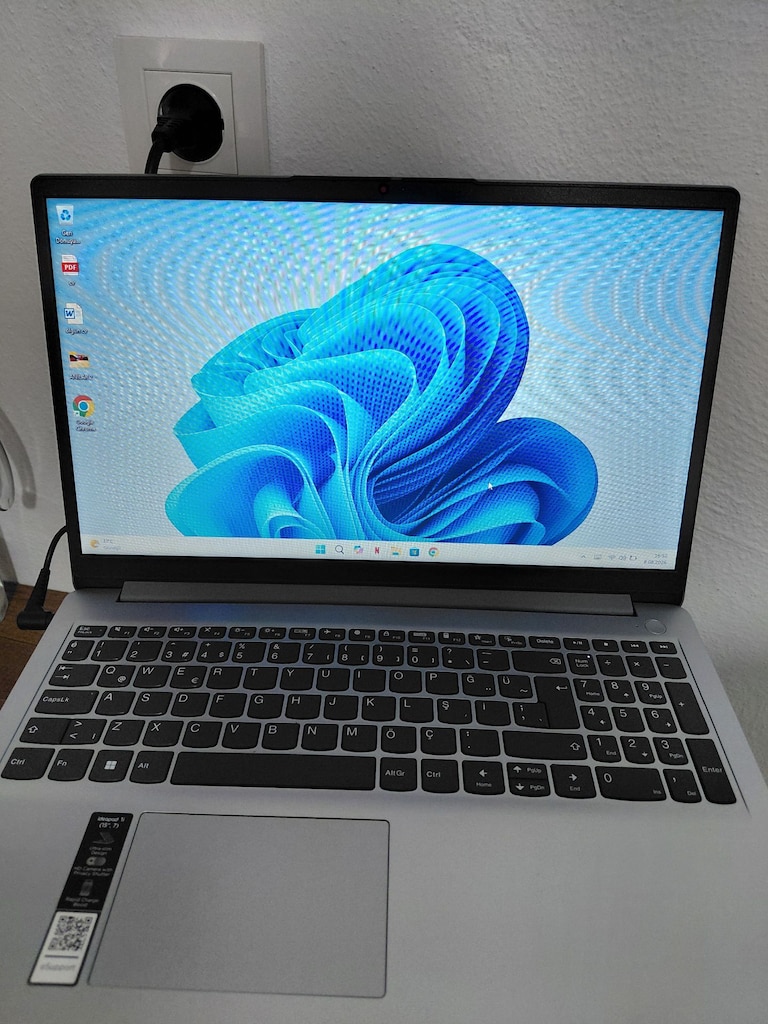 lenovo ideapad 1 intel celeron N4020 - 7