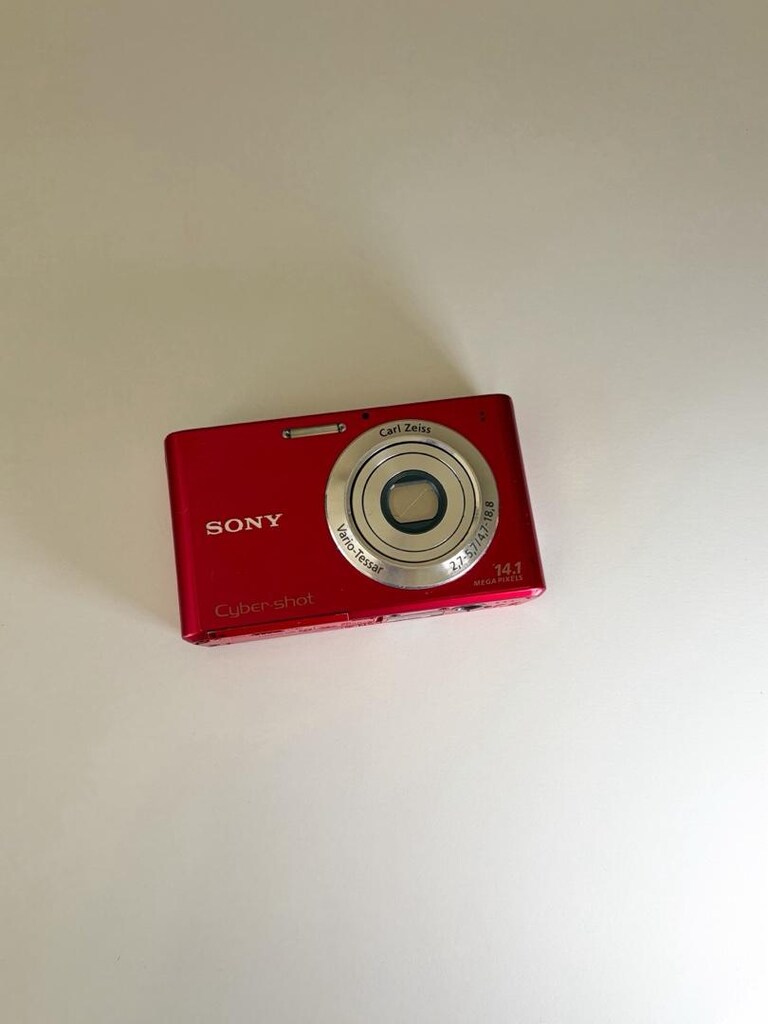 Sony Cybershot Dijital Fotoğraf Makinesi - 2