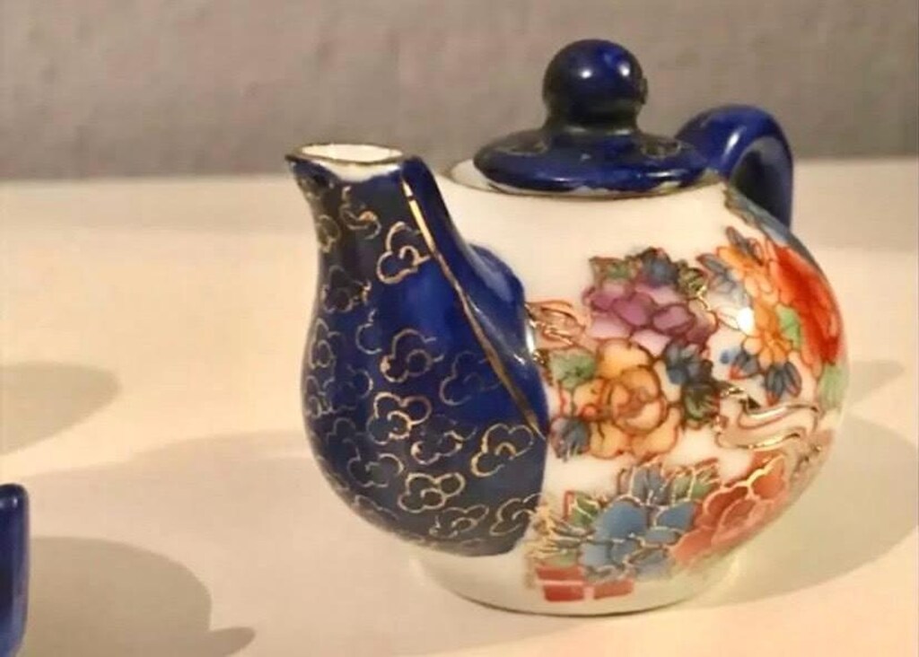 Antika “Hand Made” Damgalı Kabartma Desenli MİNYATÜR Porselen Çay Seti - 8