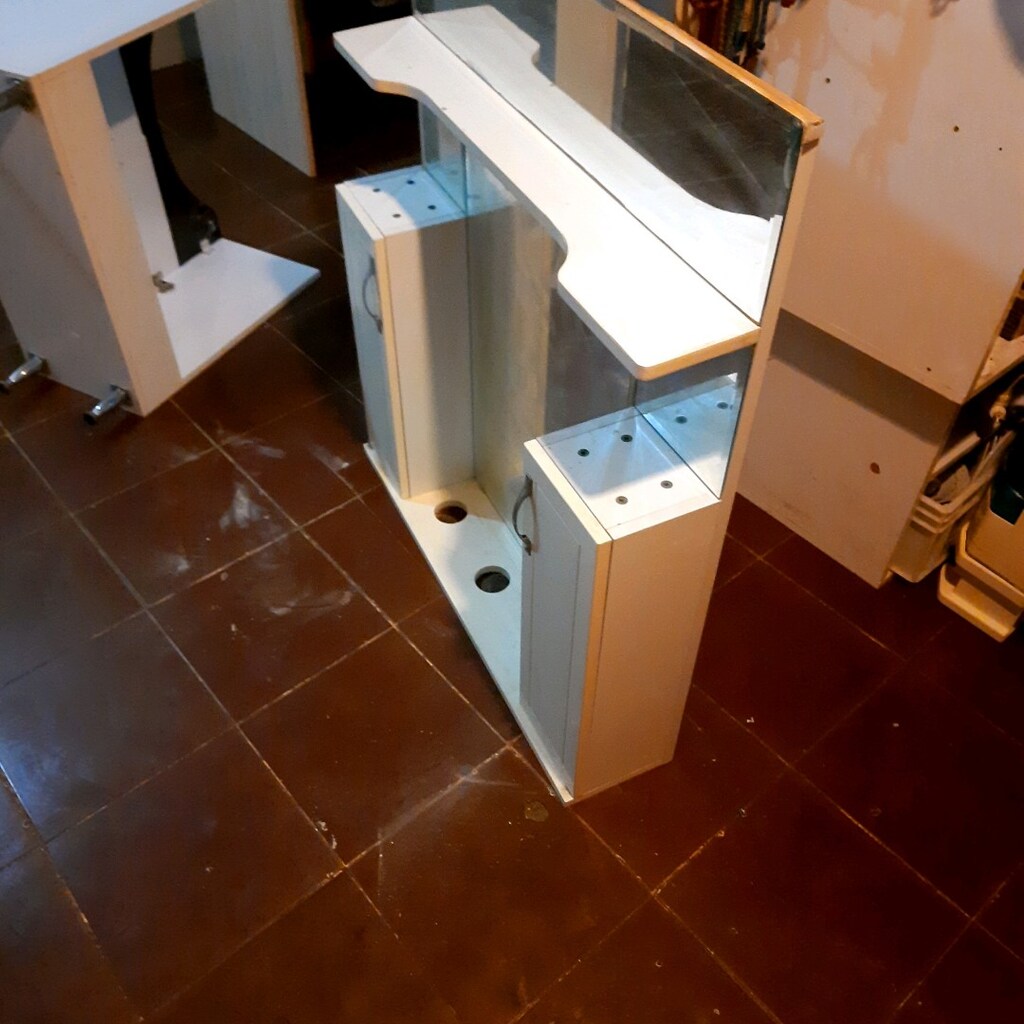 cıkma banyo dolabı - 12