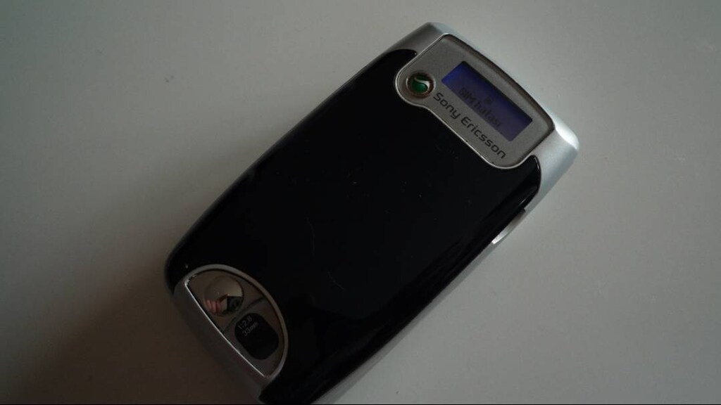 Sony Ericsson Z600 Tuşlu Telefon - 7