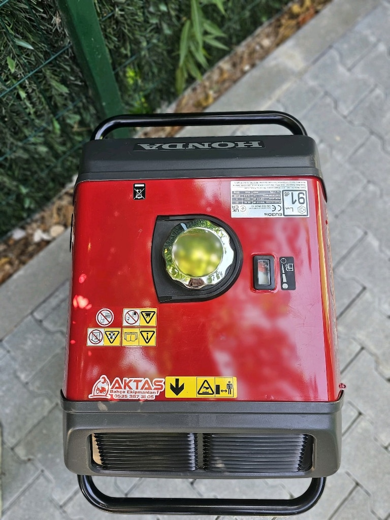 HONDA EU30is 3kvA marşlı benzinli jeneratör - 7