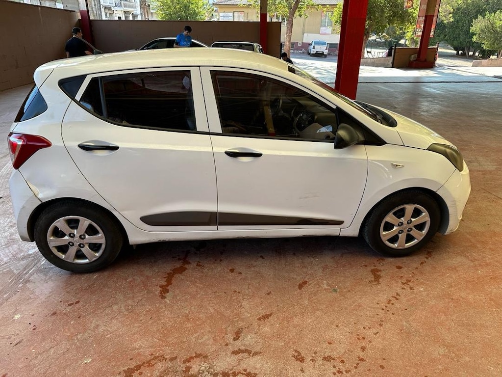 Hyundai i10 - 4