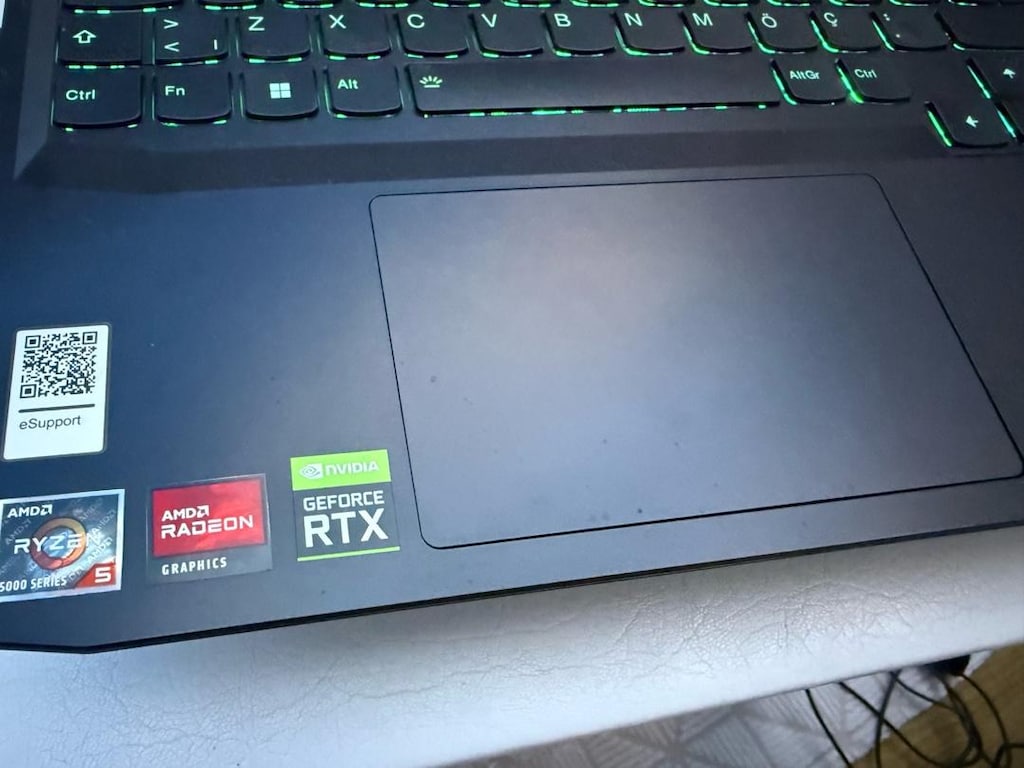 Lenovo Ideapad Gaming 3 - 4