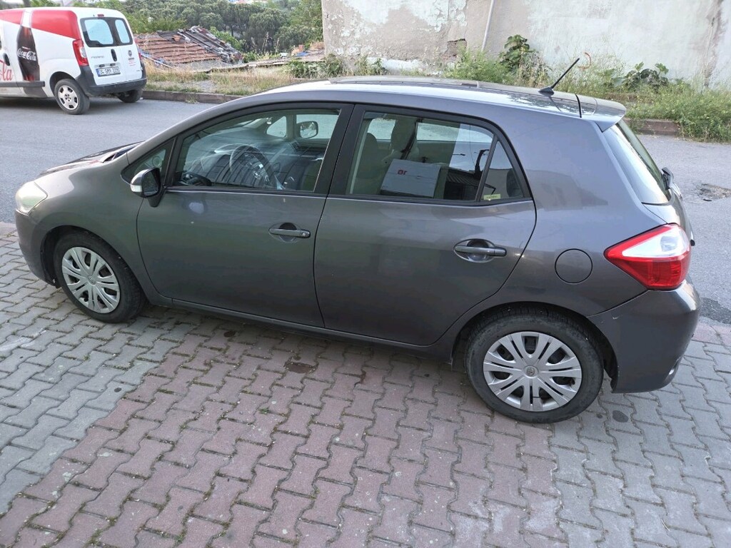2011 Toyota Auris 1.4 D-4D Comfort Extra - 7