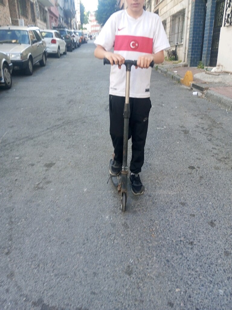 Metal Scooter - 3